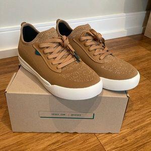 BRAND NEW Vessi Weekender Sneakers